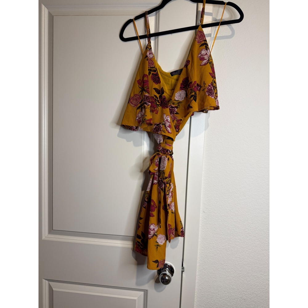 Ally Mustard Yellow Floral Cutout Tie Front Romper Size US 10